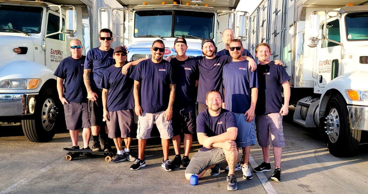 safeway-moving-n-storage-irvine-moving-crew.jpg