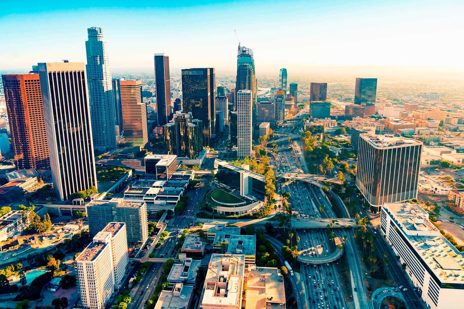 <a href="https://safeway-moving.com/los-angeles/">click </a>